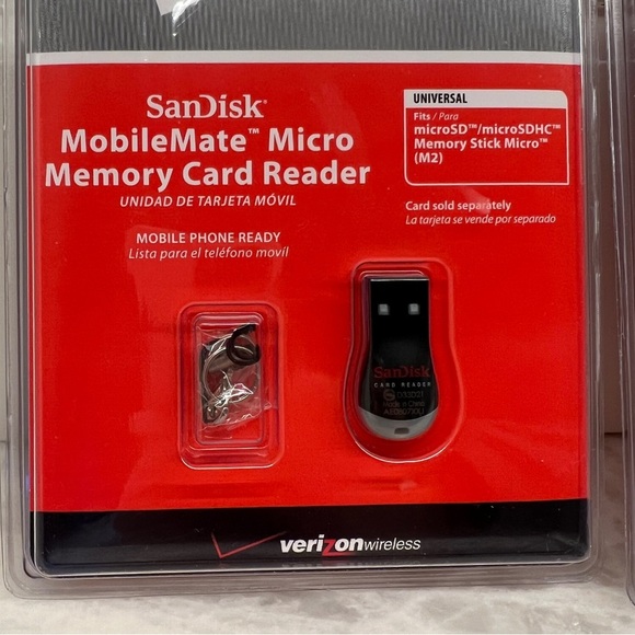 Bundle of 2 SanDisk MobileMate Micro Memory Card Readers - Picture 2 of 8